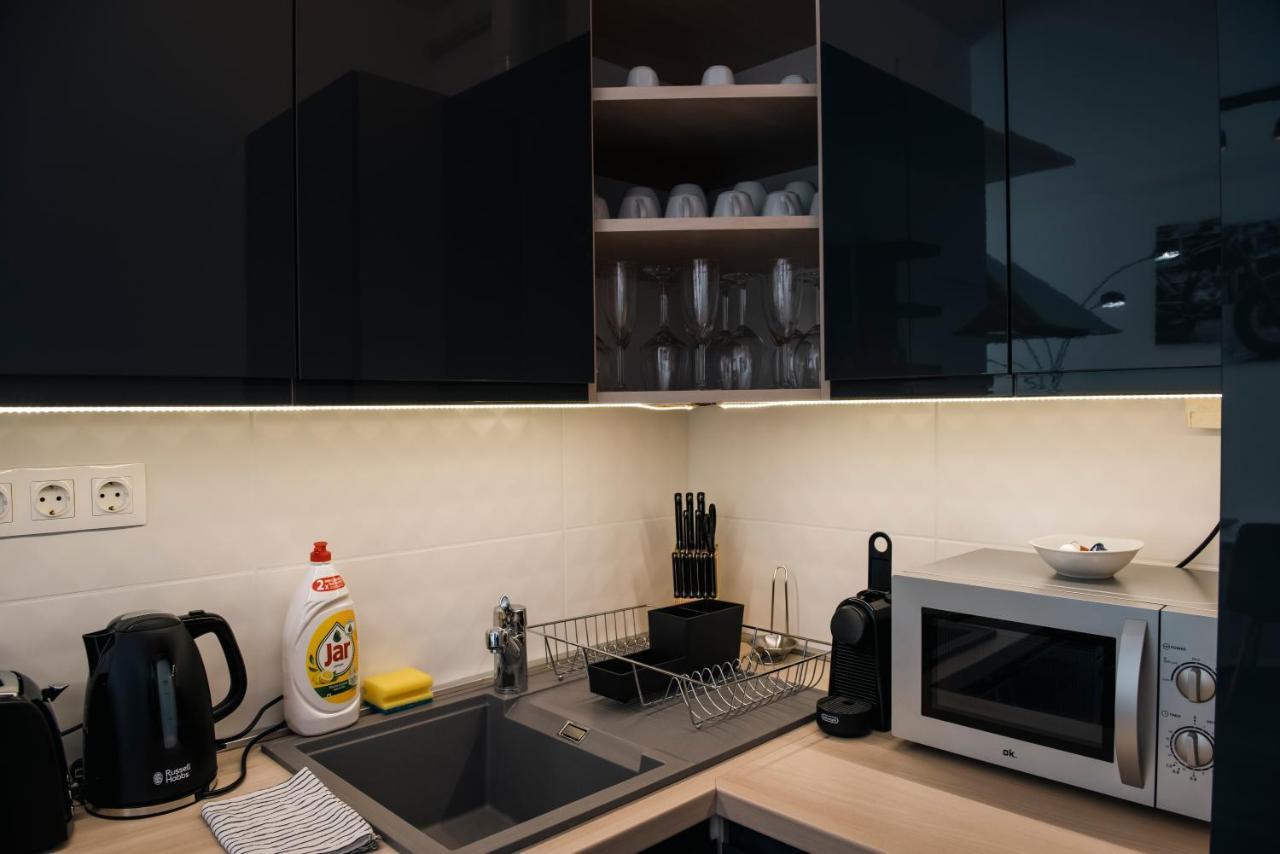 Anavrin Apartman Free Parking Appartement Pécs Buitenkant foto